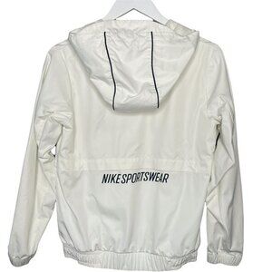 Nike Vintage Sportswear Pullover Hooded Windbreaker Y2K
